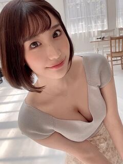 Emi Nishino