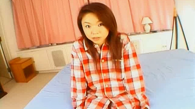 Cheeky girl Risa Aihara taped during Asian hardcore