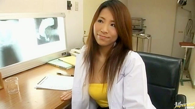 Japanese nurse Akira Ichinose gives a thorough cock exam