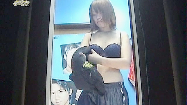 Winning and sexy japanese angel is demonstrating her hairy slit