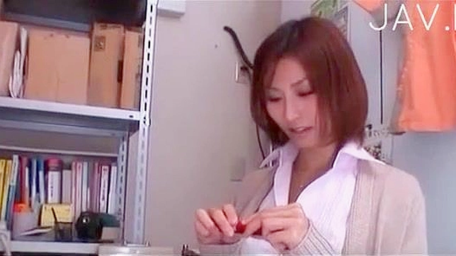 Redhead and amateur japanese teen is sucking penis