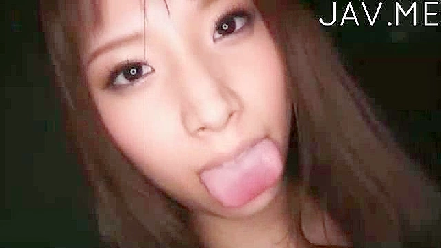 Japanese darling is sucking cock wildly for sticky jizz