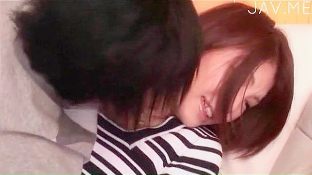 Amateur asian doll gets her pussy banged from behind