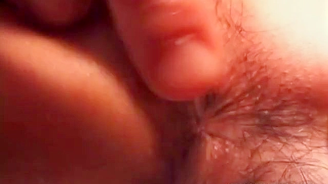 Guy passionately masturbates girlfriend's wet hairy hole