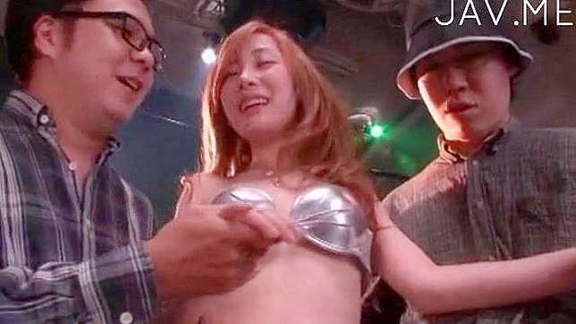 Amateur teen having group hardcore sex on cam