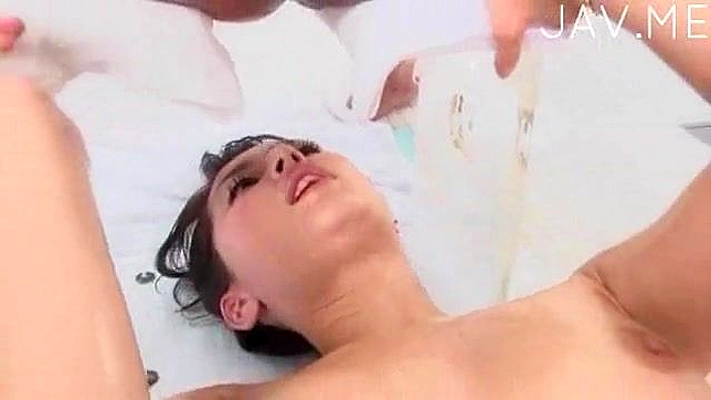 Captivating Asian chick magnetizes with wild cock sucking