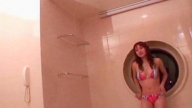 Asian beauty experiences raucous bathroom fornication