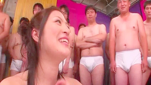 Daring and brave japanese  is having sexual orgy