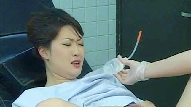 Japanese MILF Nurse Fucked Doctors