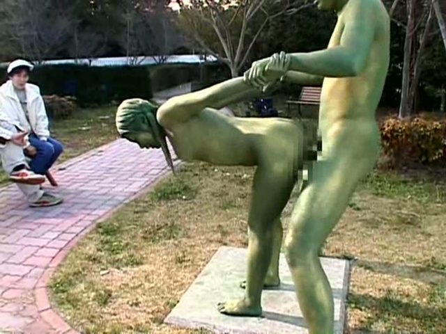 Public Painted Statue Fuck Video 7 | Japan-Whores.com