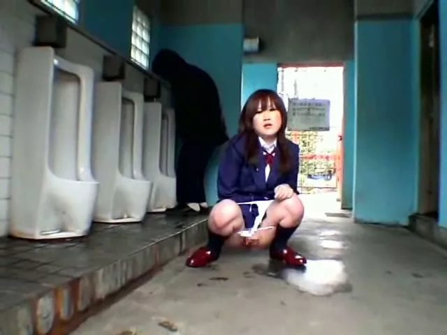 640px x 480px - Schoolgirl Train Exhibition Sex Bathroom Video 6 | Japan-Whores.com