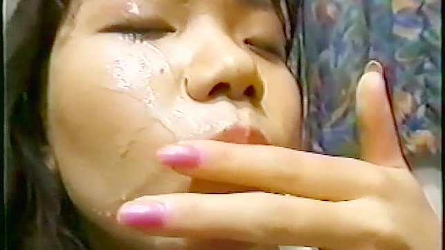 Amateur Japanese bae is deepthroating for a facial