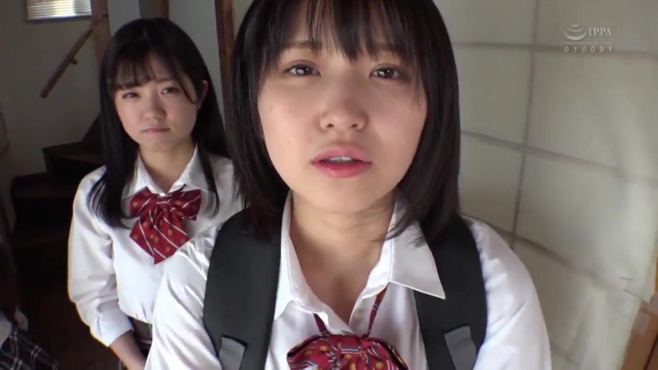 Voyeuristic Fun Guaranteed as Japanese Teen Girls Show Panties Upskirt ▪ Japan-Whores.com