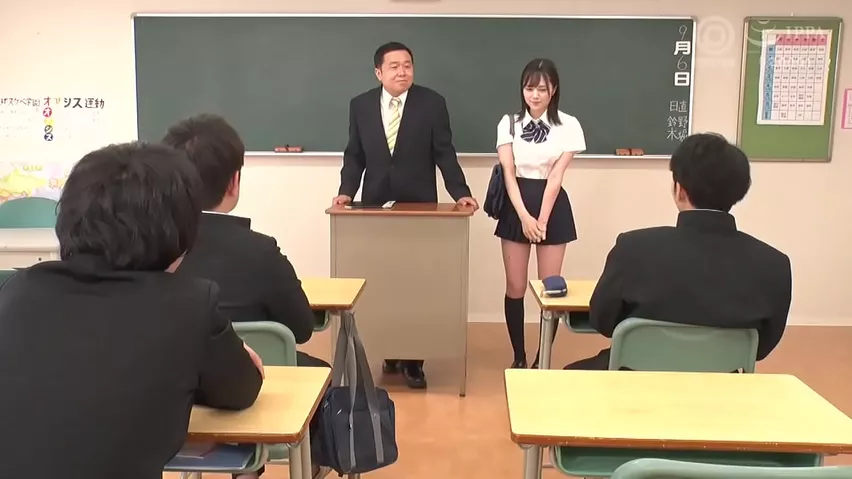 女子高生　机の上　パンモロ 現役女子高生・鈴森れむがテーブルの上でパンツ一丁で犯されダブル挿入される | Japan-Whores.com