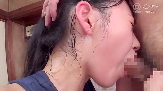 Sex-longing Japanese babe let her boyfriend enjoy her tight pussy in full