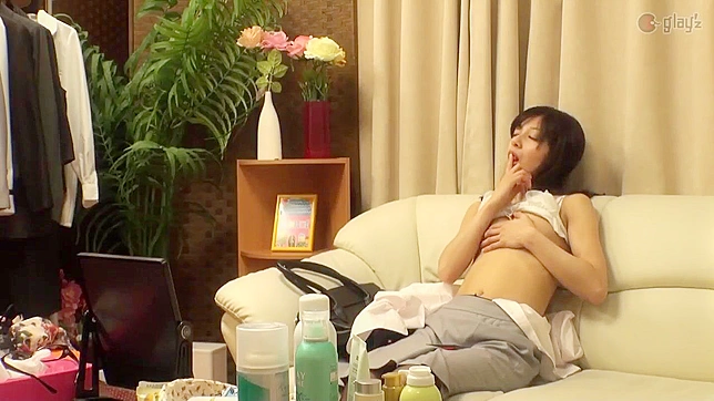 Voyeuristic Spy Cam Captures Japanese Mom's Slutty Self-Gratification