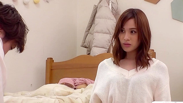 Japanese MILF's Uncensored Porn Video: Meet the Sexiest Mommy in Town!