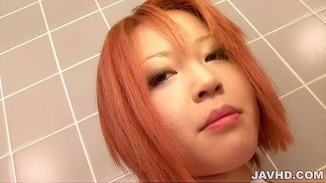 Japanese beauty SARA's steamy bath time masturbation session