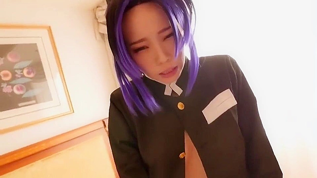 日本のカワイイコスプレがホテルの部屋でセックスする