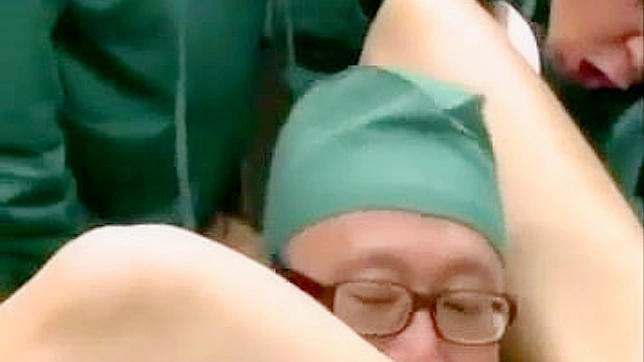 Sexy Surgeons' Secret - Seducing Patient during Operation