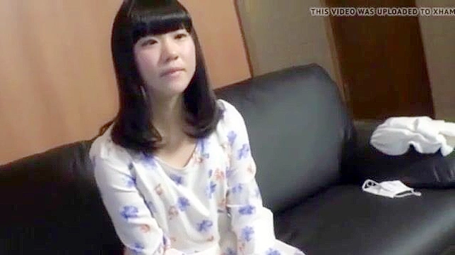 日本の女子校生、巨根でアナルセックス初体験