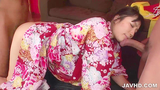 Ultimate Japan Porn: Chiharu Gives Mind-blowing BJ  fucked in Kimono