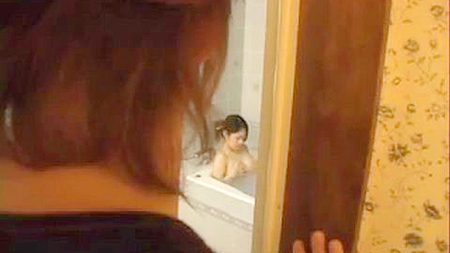 UNCENSORED Scene of Filthy Boy Peeping on Big Boobs Step-sister in Bathtub