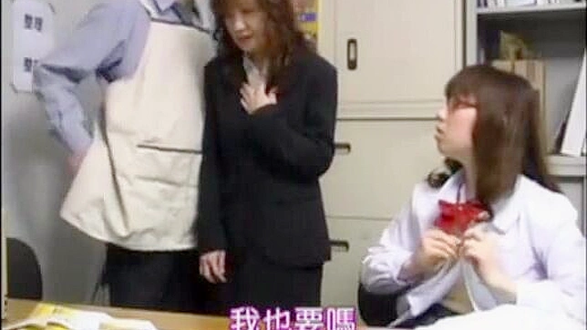 Nippon Mother and Daughter Shocking Encounter with a Perverted Store Manager