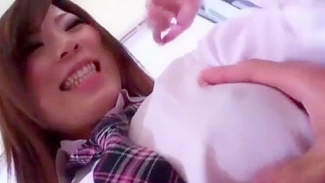 Japan Schoolgirl Sensual Pleasure During Sex