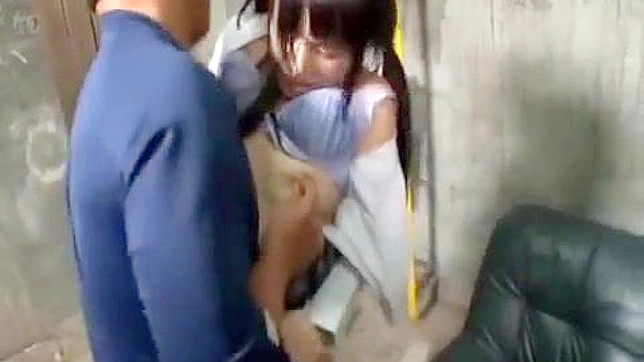 Nippon Schoolgirl Terrifying Encounter with Maniac