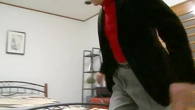 Intruder Rough Fuck of Poor Woman in Japan live streamed by dirty landlord