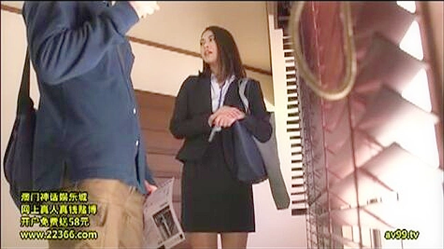 Sexual maniac surprises hot real estate agent in Japan