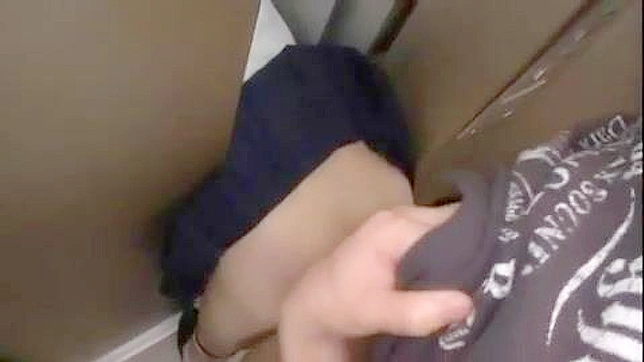 Oriental Porn Video - Poor Stuck girl used in elevator