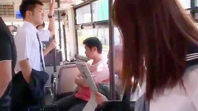 忘れられない羞恥心-女子校生がバスの中で変態マニアと遭遇する