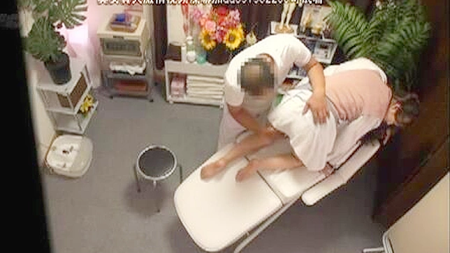 Massaging Away Stress with Kinky MILF G Spot