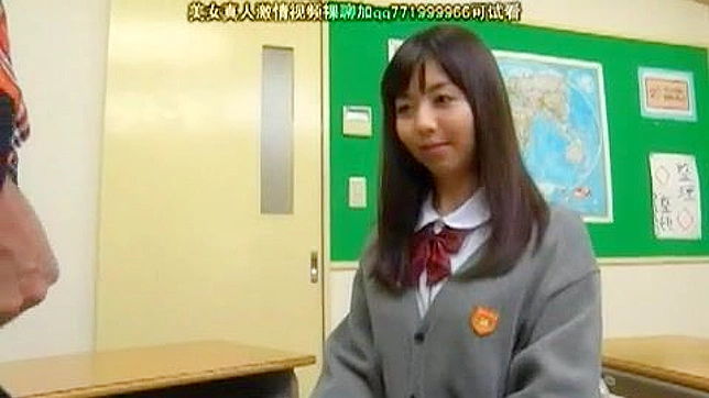 日本の女子校生、変態教師との秘密の時間外授業