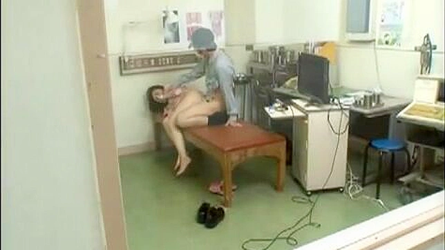 Nippon Teen Surprise Anal sex with Dirty doc during gyno exam