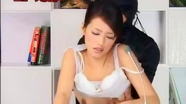 Sexy Reporter Gets Naughty on Air in Japan