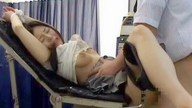 Asian Naive Woman Regret - Unlicensed Gynecologists' Visit