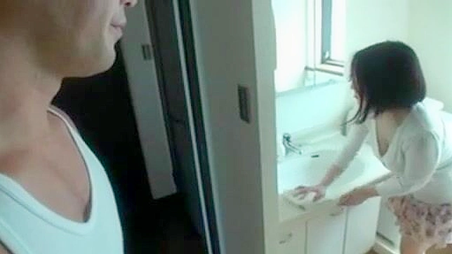 Mother Secret Affair Exposed by Daughter in Steamy Bathroom Encounter