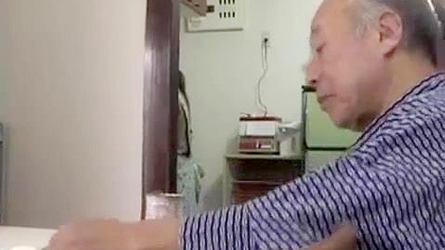Taboo Family affair - Elderly father seduces daughter-in-law in husband absence