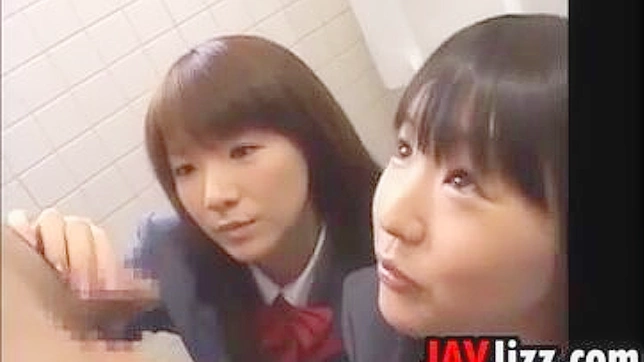 日本の女子校生とのクリーミーなザーメンショット