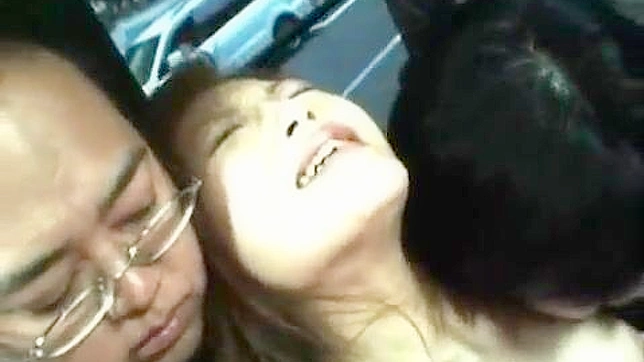日本の女子学生、恐怖の乗車体験 - 公共交通機関で縛られ、猿轡を噛まされる