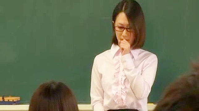 Sex Ed Class Gets Hotter with Professor Blowjob Demonstration