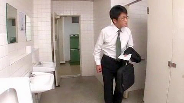 Japan Boss Surprise Finds Employee sex in Office Bathroom