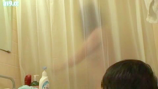 Shameless Sneak Peek! Naughty Boy Caught spying on stepsisters in shower