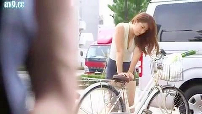 Nippon Schoolgirl Flat Tyre Leads To Unexpected Encounter