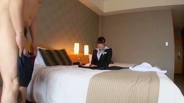 日本のホテルホステス、要求する客に性的謝罪