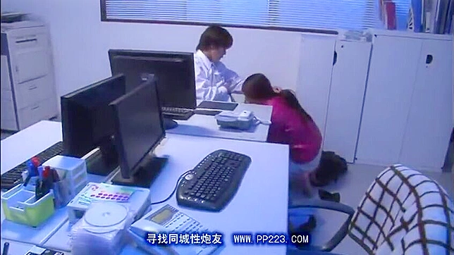 Nippon Wife Surprise Visit leads to Hot Office Sex with colleague
