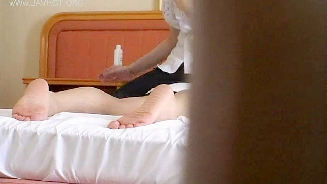 Massage Therapist Secrets Exposed - Increase Your Earnings with These Techniques